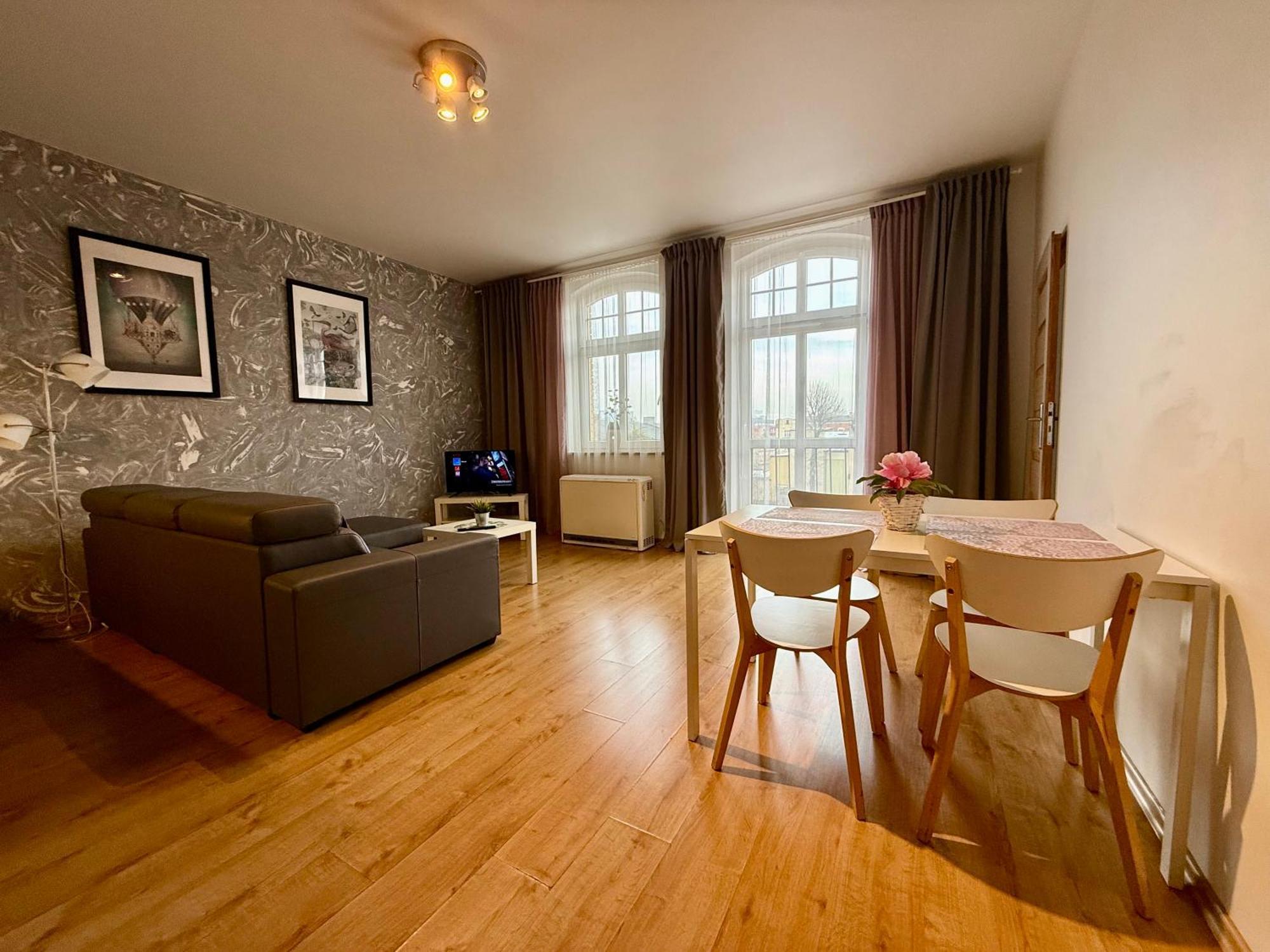 קטוביץ Uno Apartaments מראה חיצוני תמונה